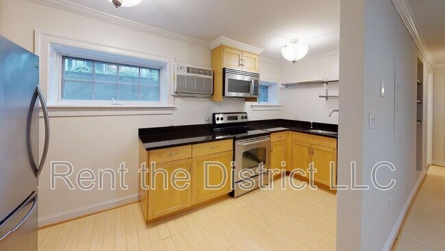 1708 Newton St NW Unit 102