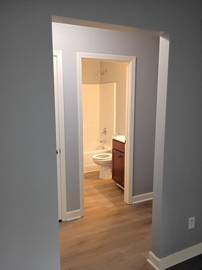 Photo - Beautiful Three Bedroom, Two Bathroom Sing...