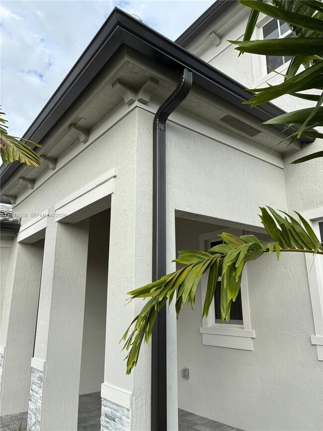 Photo - 16303 SW 147th Ave