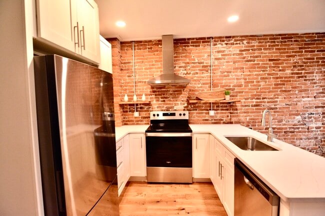 Photo - 54 S 5th St Unit 4