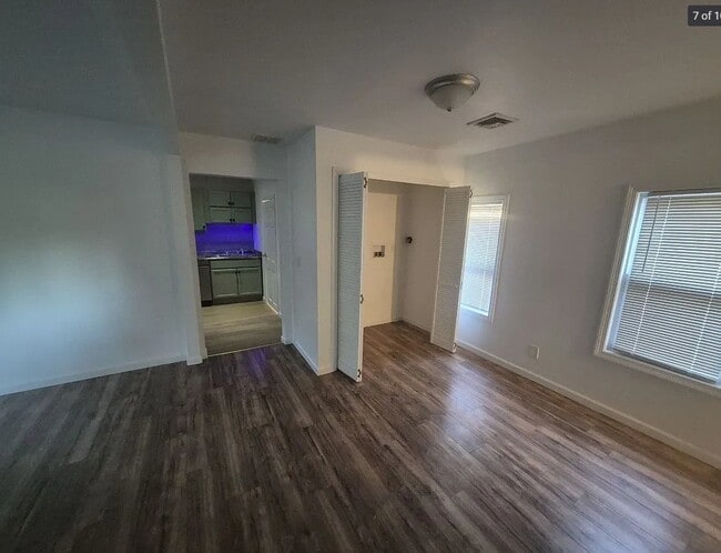 Photo - 240 Springfield St Unidad 2nd floor