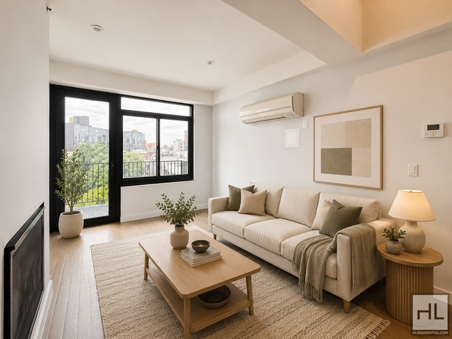 Bushwick Avenue / Spacious Penthouse 2-Bed with Balcony