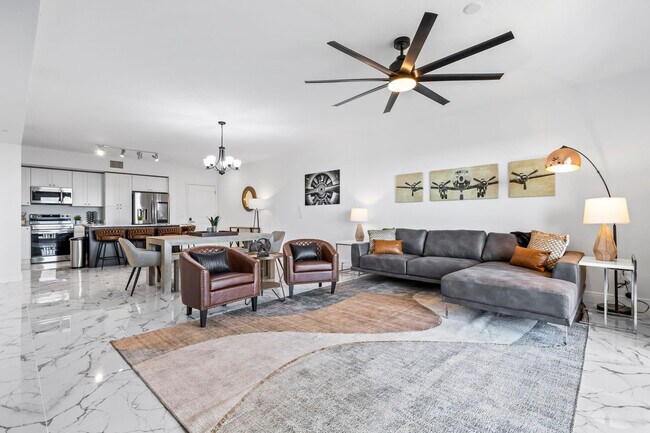 Photo - 605 Kemp St Unit ID1044453P