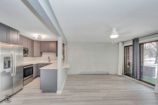 Photo - 7302 Blackstone Ave Unit 7