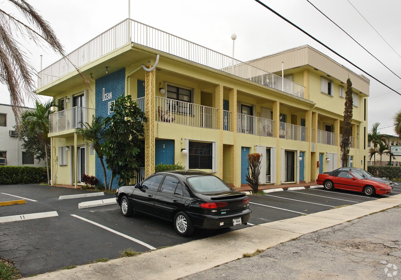 Photo - Ocean Reef Efficiency Apartments