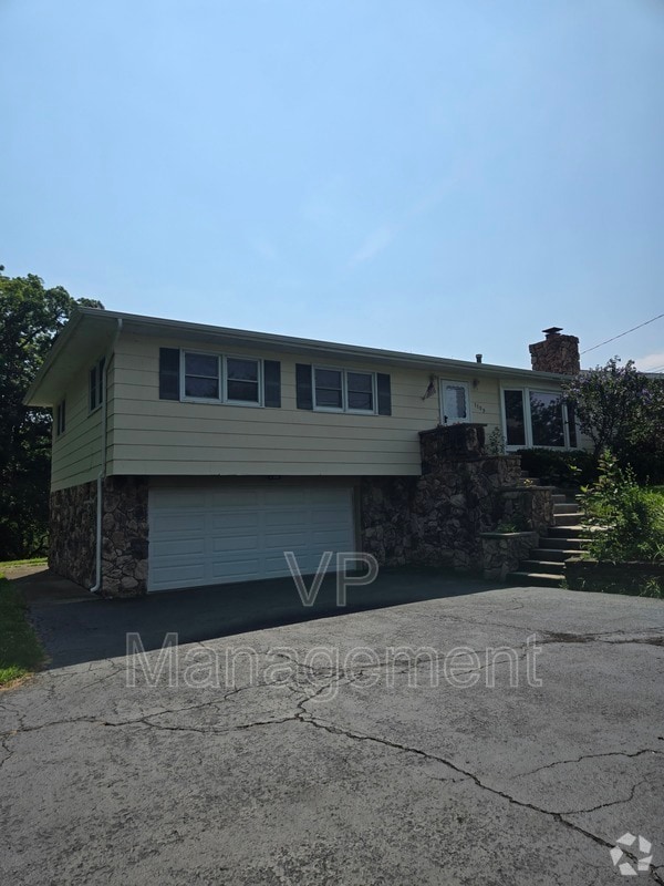 Building Photo - 1109 33rd St Rental