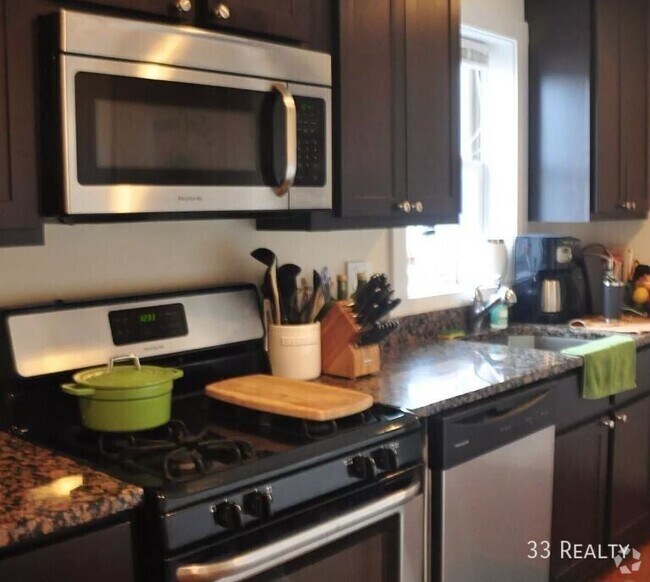 Building Photo - 1640 N North Park Avenue Unit 4 Rental
