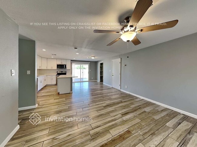 Photo - 14430 N 41st Ct