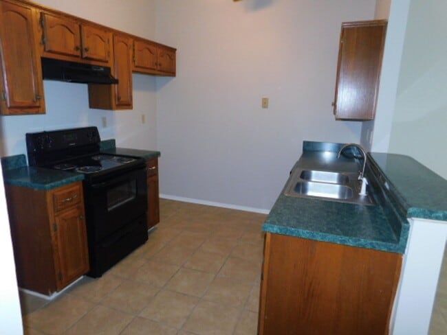 Photo - 1125 McGowan Dr