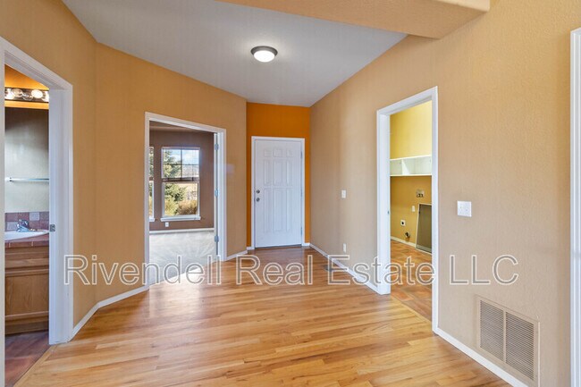 Photo - 4043 Sunridge Terrace Ct