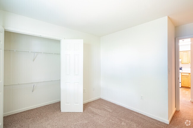 2BR, 2BA