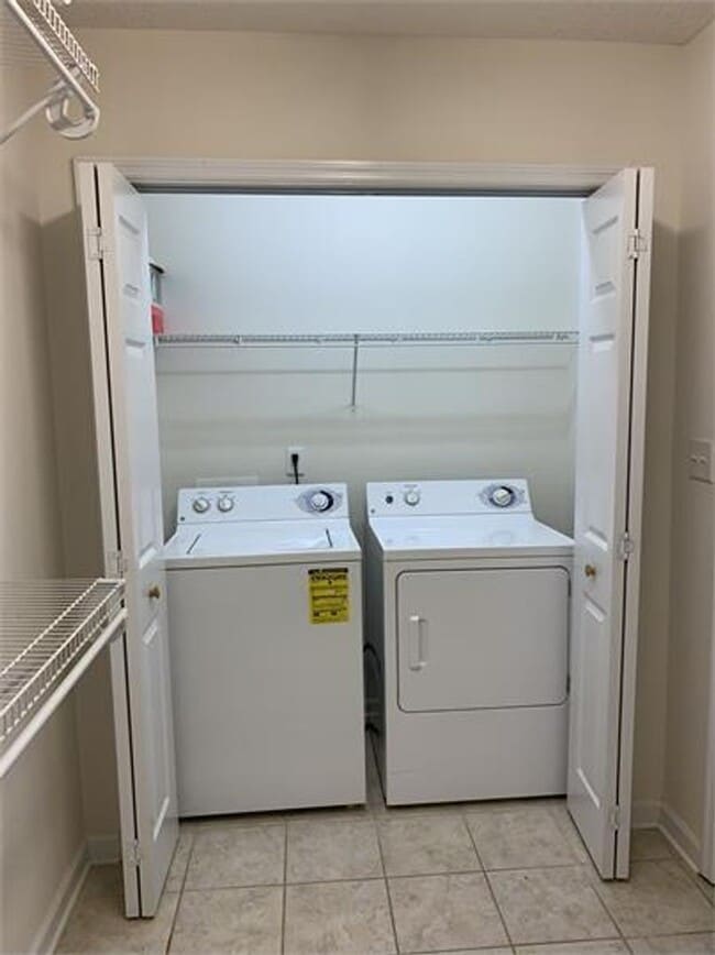 Photo - 1437 Alpine Dr