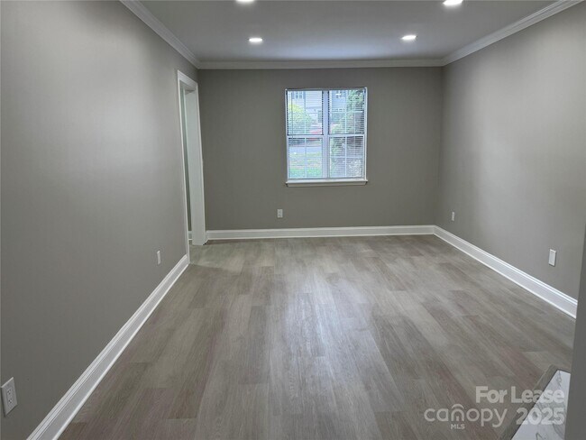 Photo - 6022 Heath Valley Rd