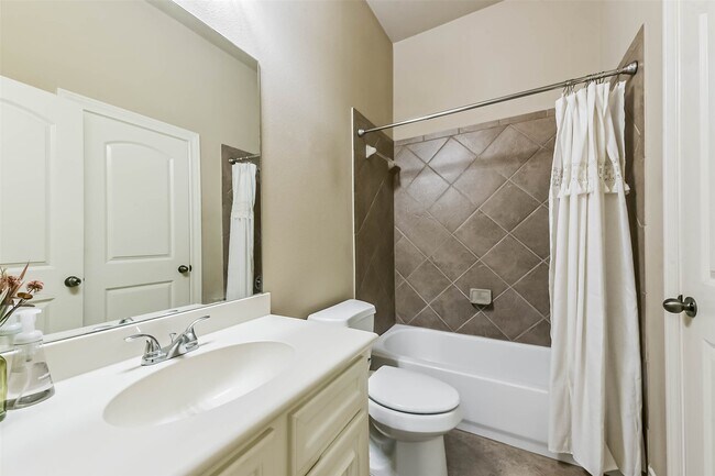 Photo - 13010 Gentle Water Dr