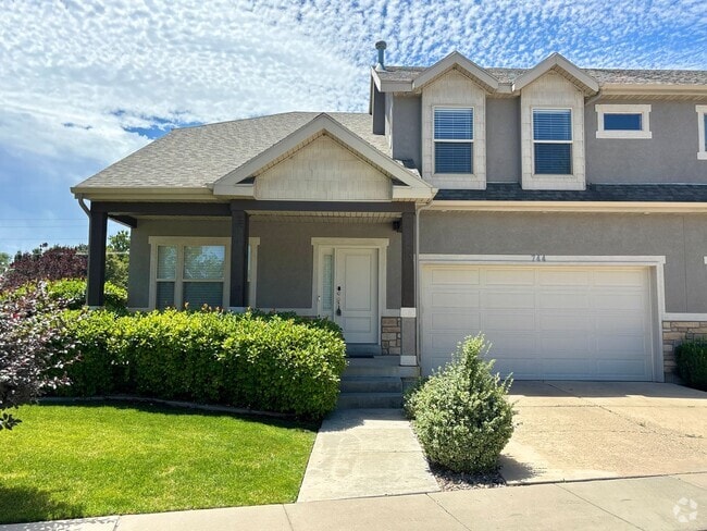 Building Photo - Beauty & Space on Premium Corner Lot! Rental