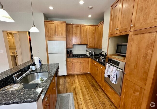 Building Photo - 480 Shawmut Ave Unit 3A Rental