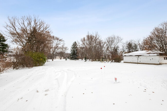 Photo - 8340 W Lincoln Hwy