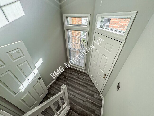Photo - 6956 Ellingham Cir