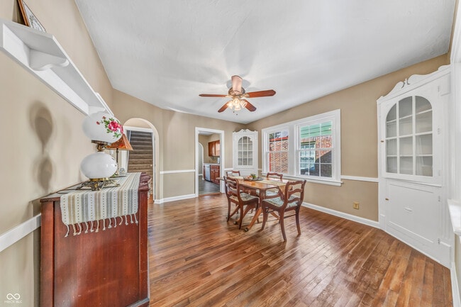 Photo - 850 N Butler Ave