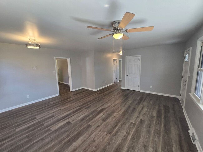 Photo - 3 bedroom house in Petersburg