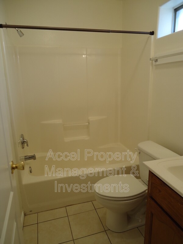 1803 S Ironwood St Unit #4