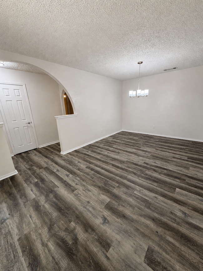 Photo - 3-Bedroom, 2 Bath Single Family for Rent in Arlington, TX | Attached Garage & Modern Kitchen