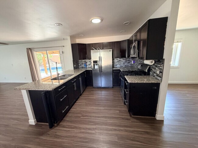 Photo - 2314 N 64th Pl