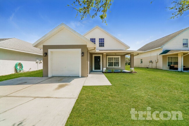 Building Photo - 10211 Summerview Cir