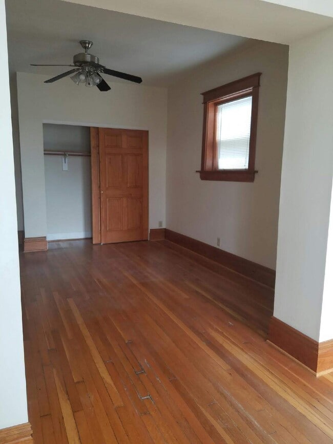 Photo - 5788 Pershing Ave Unit 3E