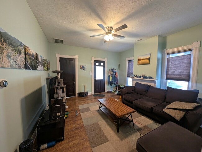 Photo - 48 Clover St