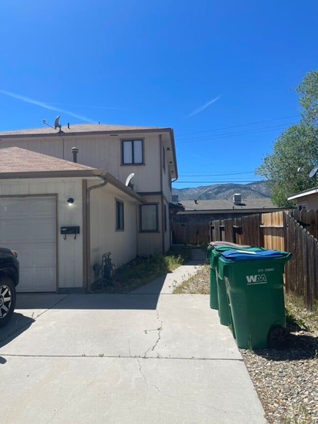Building Photo - NF189-Kehl, Ron Unit B