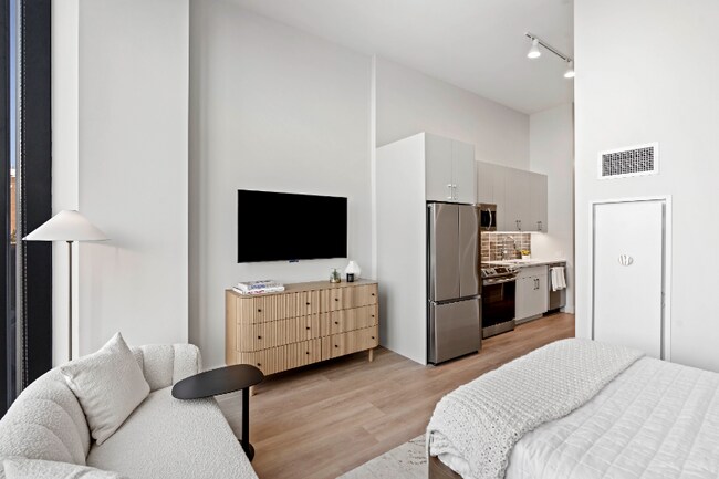 Photo - 1100 W Van Buren St