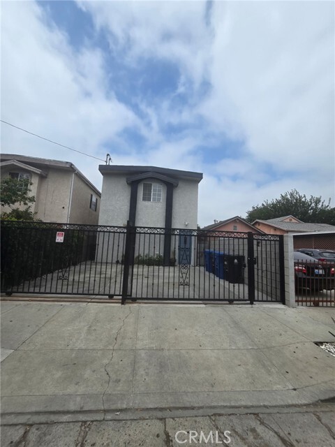 Building Photo - 10405 Anzac Ave Rental