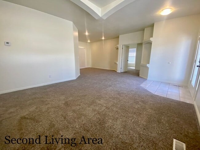 Photo - SPACIOUS HOME FOR RENT! + MOVE IN SPECIAL