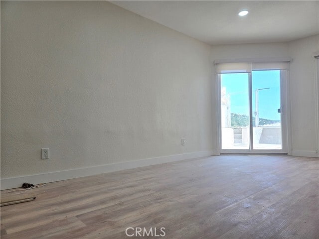 Photo - 25 S 15th Pl