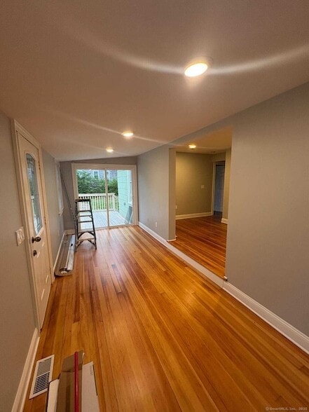 Photo - 65 Short Beach Rd