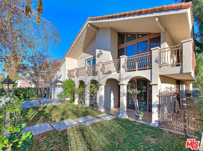 Photo - 3800 Weatherly Cir