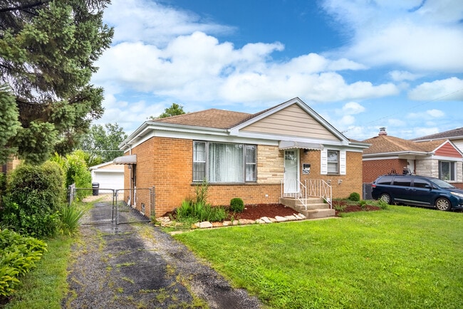 Photo - 1625 Heidorn Ave