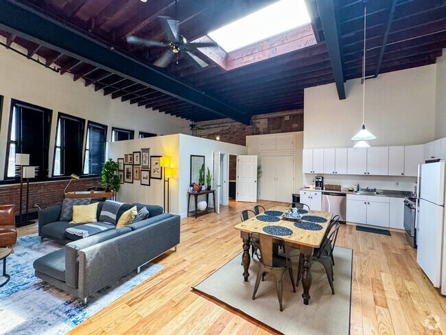 Building Photo - 13-19-19 Stanhope St Rental