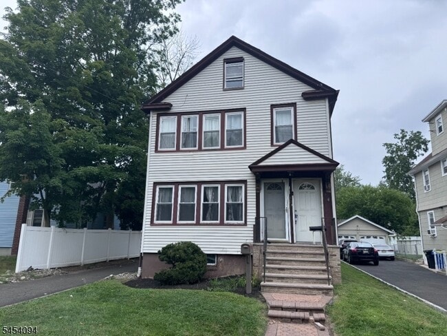 Building Photo - 182 Greenbrook Rd Unit 1