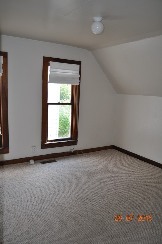 Photo - 524 McLane Ave