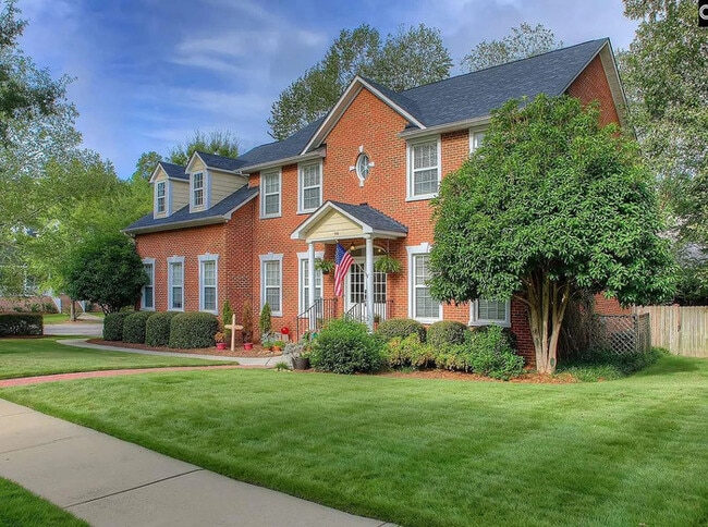 Photo - 110 Belfair Rd