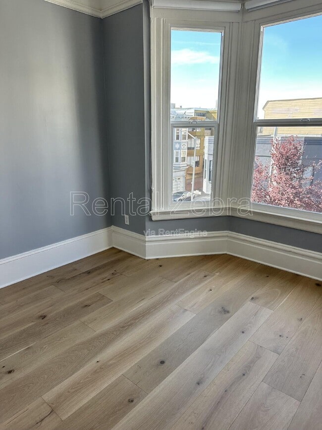 Photo - 1604 Jones St