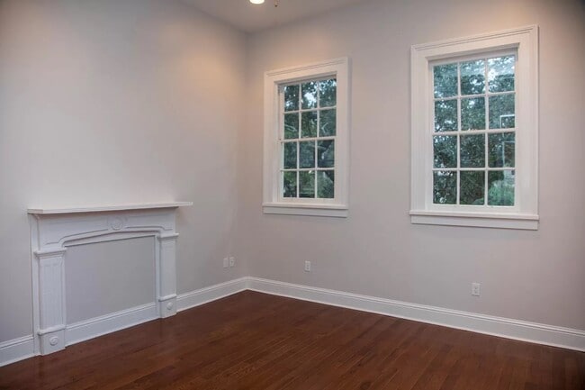 Photo - SUPER CUTE 2 Bedroom in Mid- City