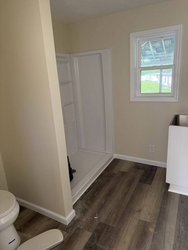 Photo - 808 Annie Pearle Ln