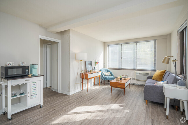 Interior Photo - Loring Park Flats - 330 Oak Grove Rental