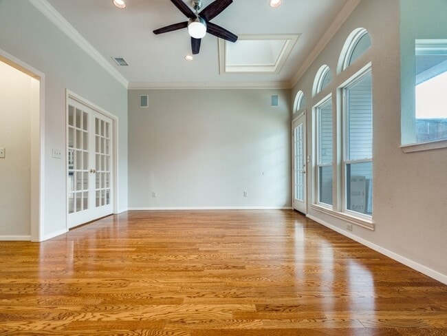 Photo - 1728 Tawakoni Ln