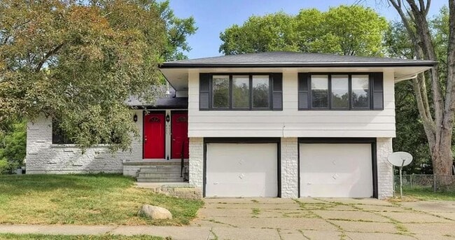 Photo - 4633 Euclid Ave