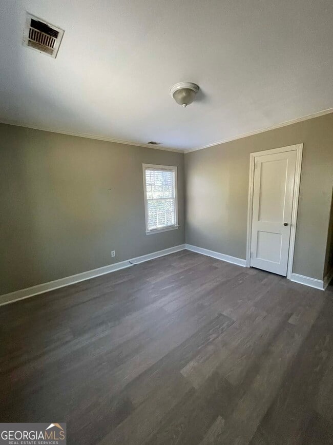 Photo - 604 W Moore St