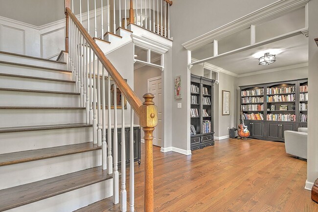 9 Wayland Ct